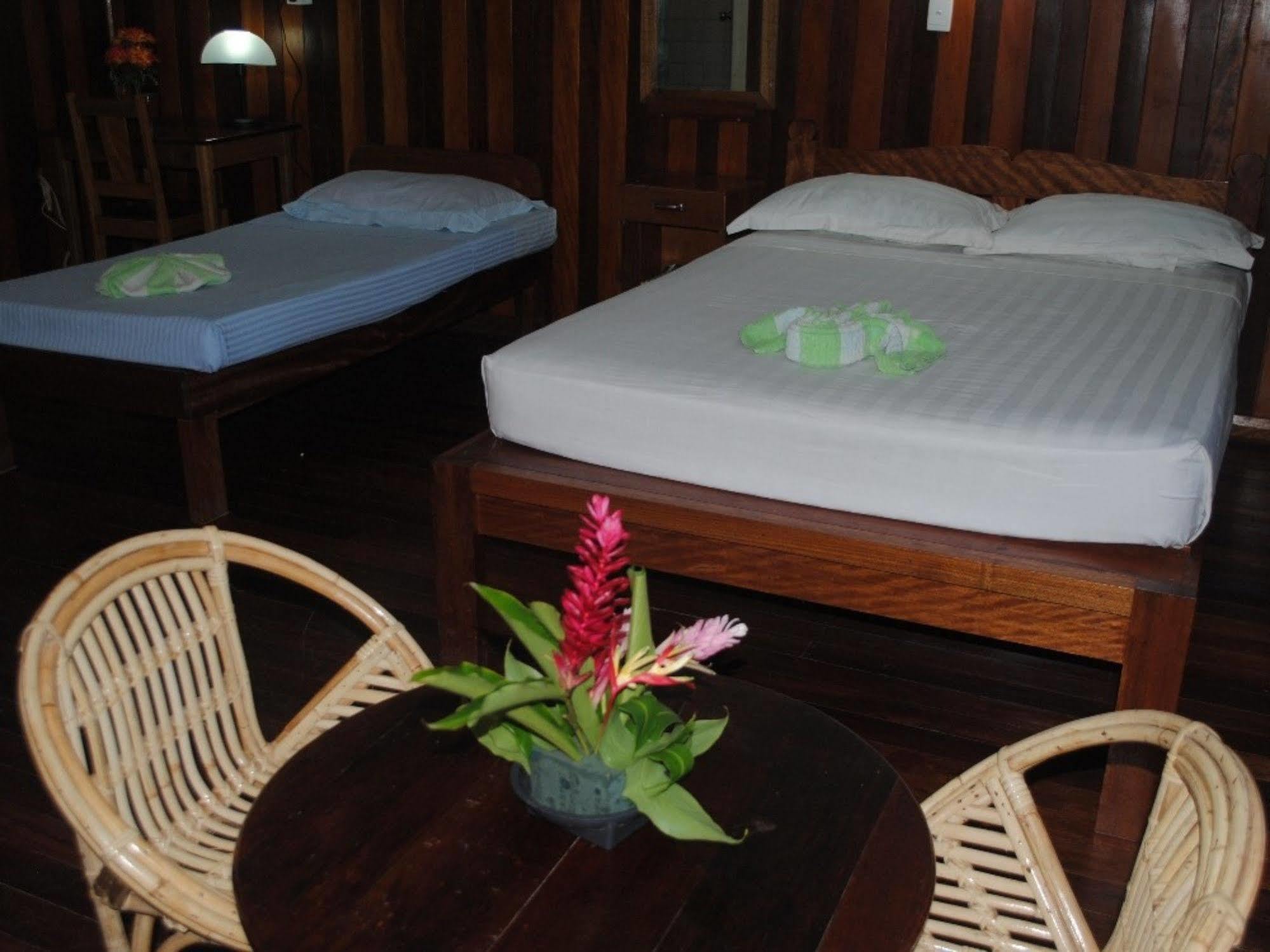 Rekona Lodge Гизо Екстериор снимка